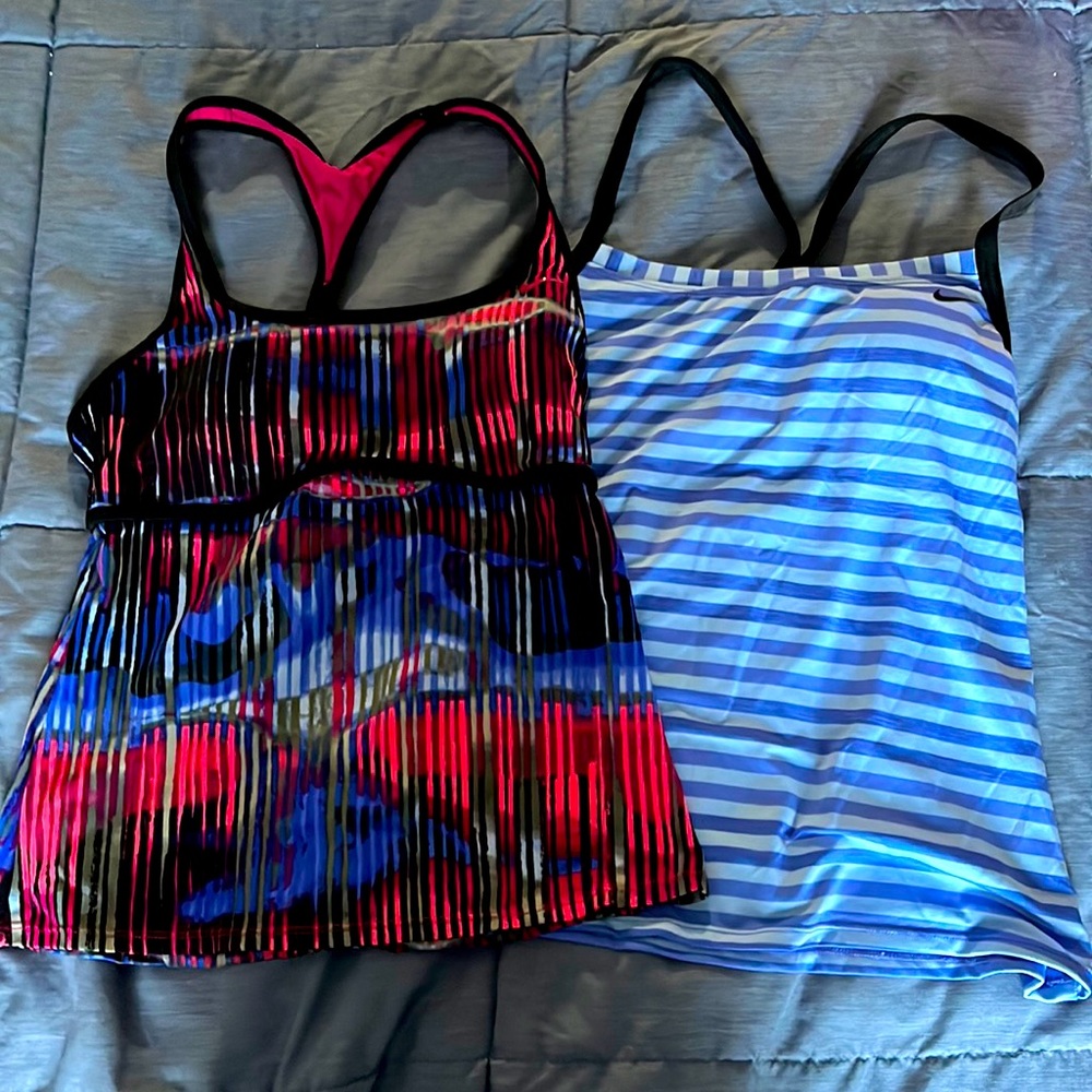 Nike Women’s Swimsuit Tops
